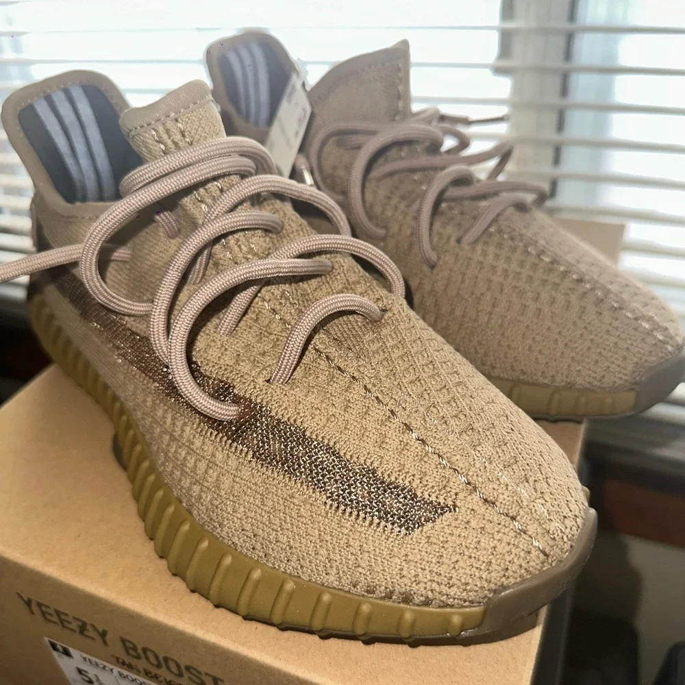 Adidas Yeezy Boost 350 V2 'Earth' - Picture 9 of 12